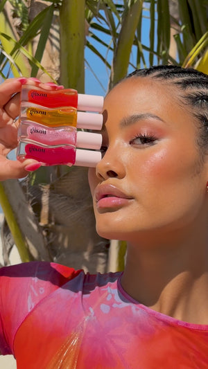 JUICY & GLOSSY LIPS